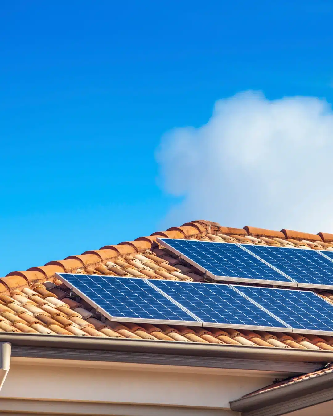 What Is a Whole House Solar System and How Does It Work?
