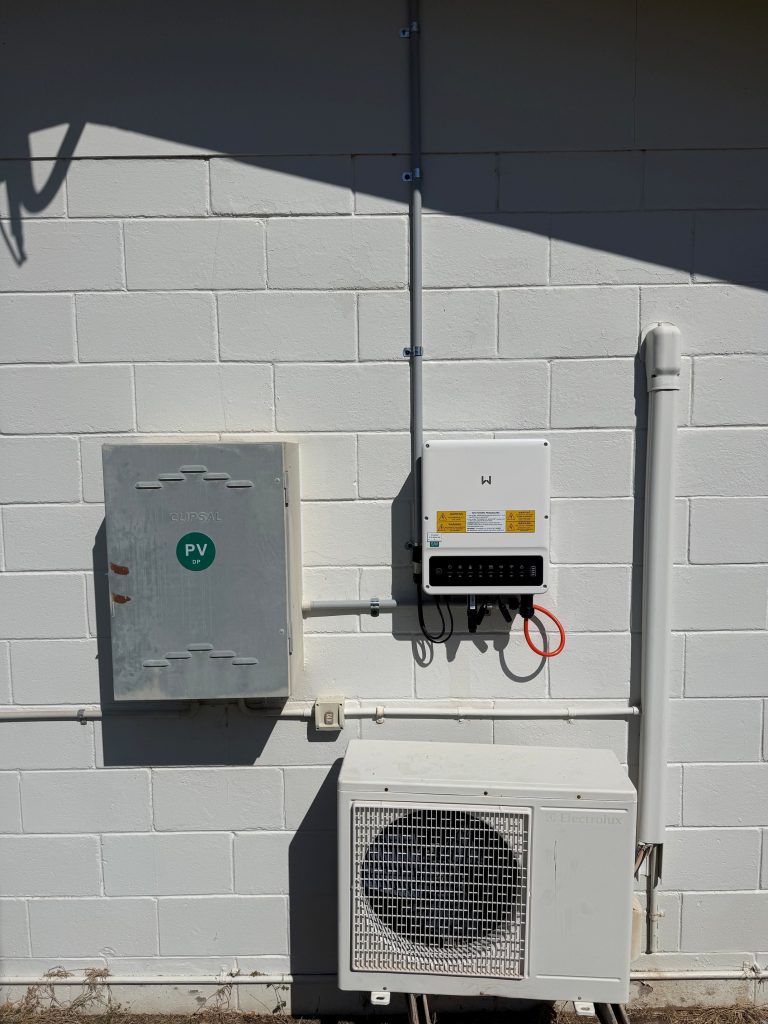 Mount Isa 14 Panels