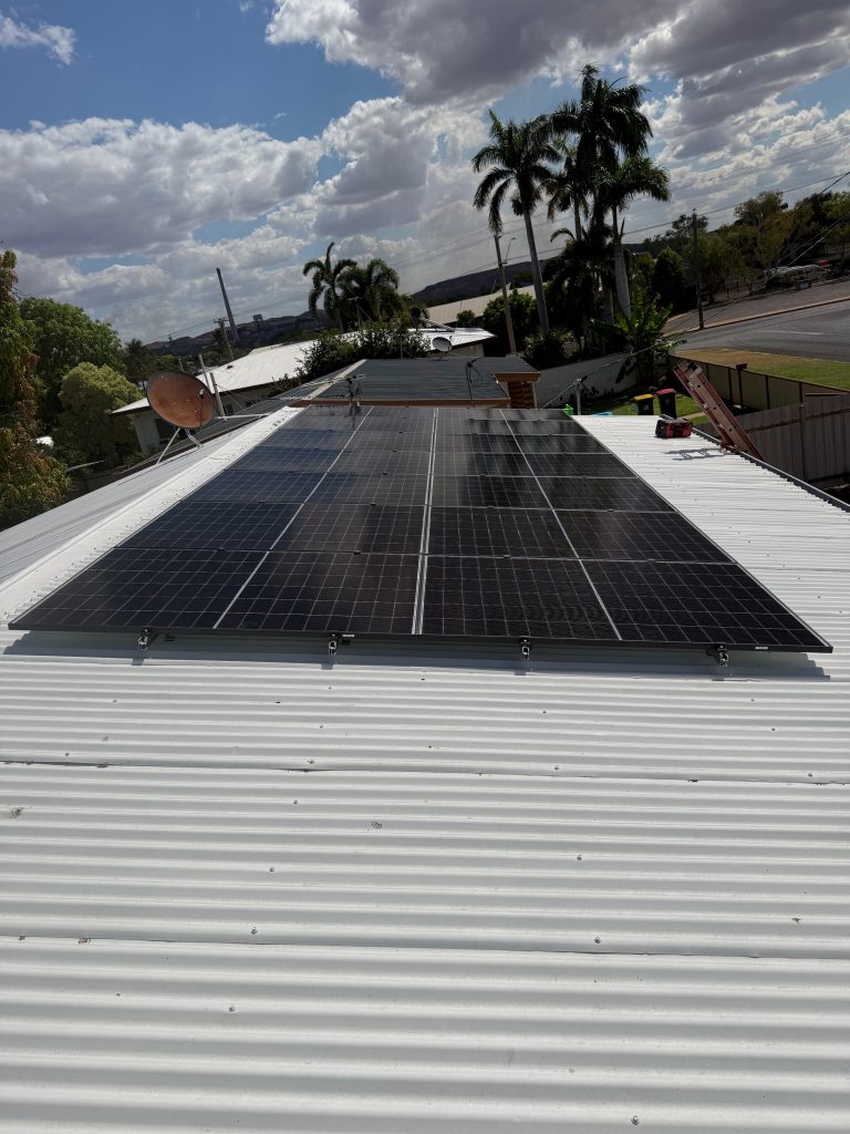 Mount Isa 14 Panels
