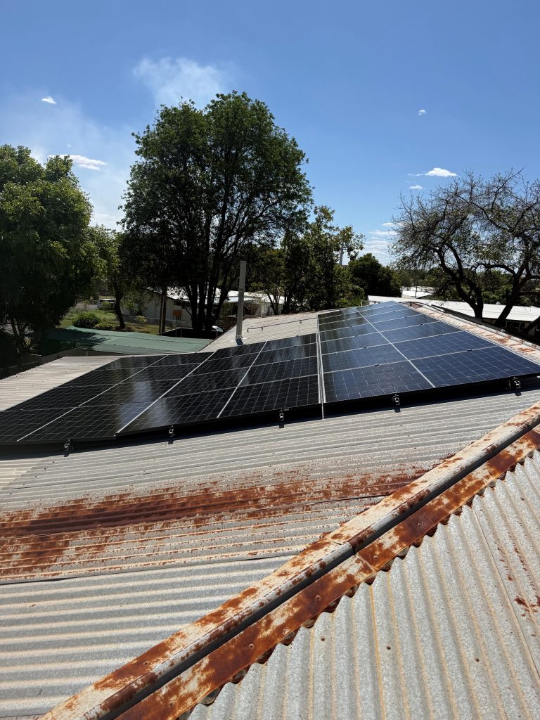 Mount Isa 28 Panels