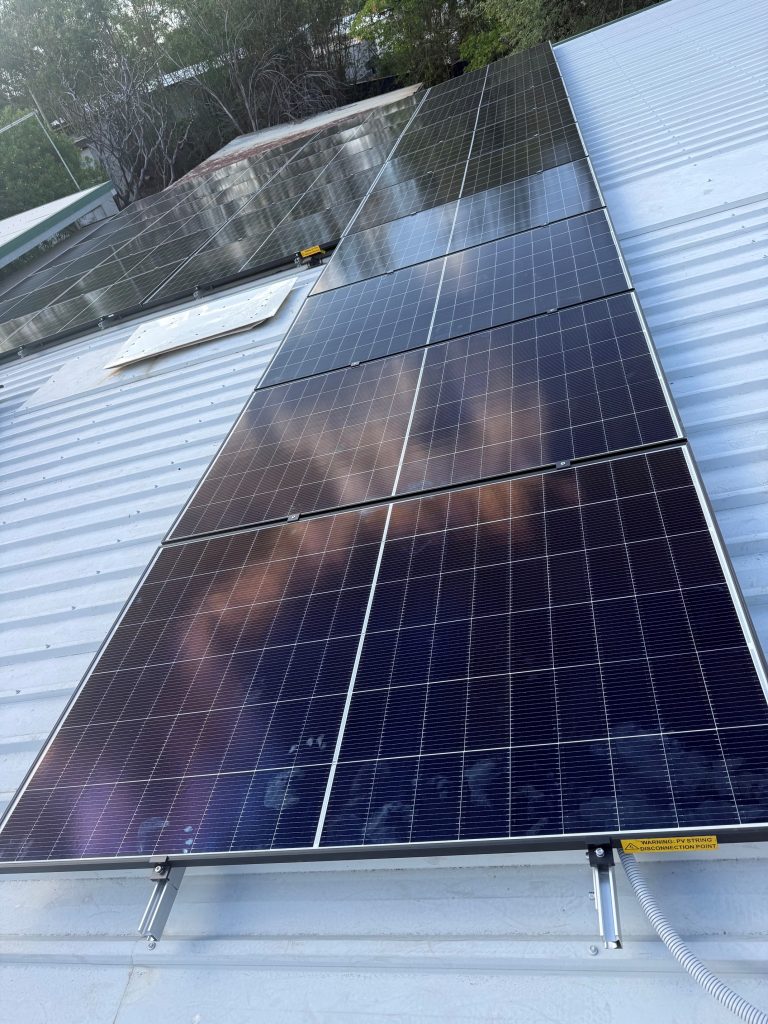 Mount Isa 28 Panels